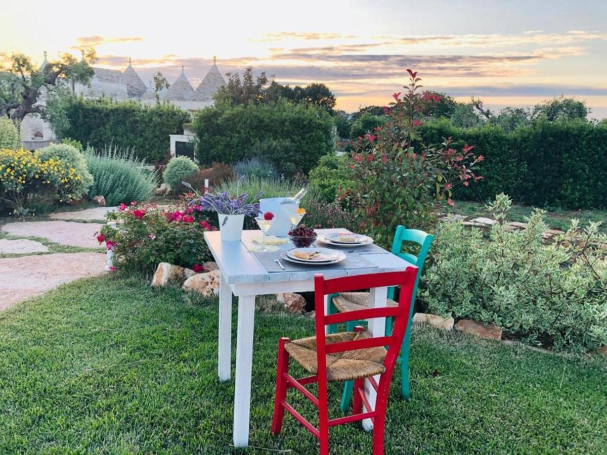 Trulli Isago Bed & Breakfast Locorotondo Dış mekan fotoğraf