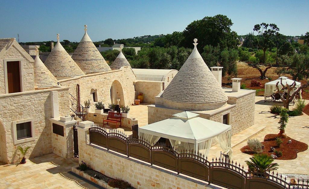 Trulli Isago Bed & Breakfast Locorotondo Dış mekan fotoğraf